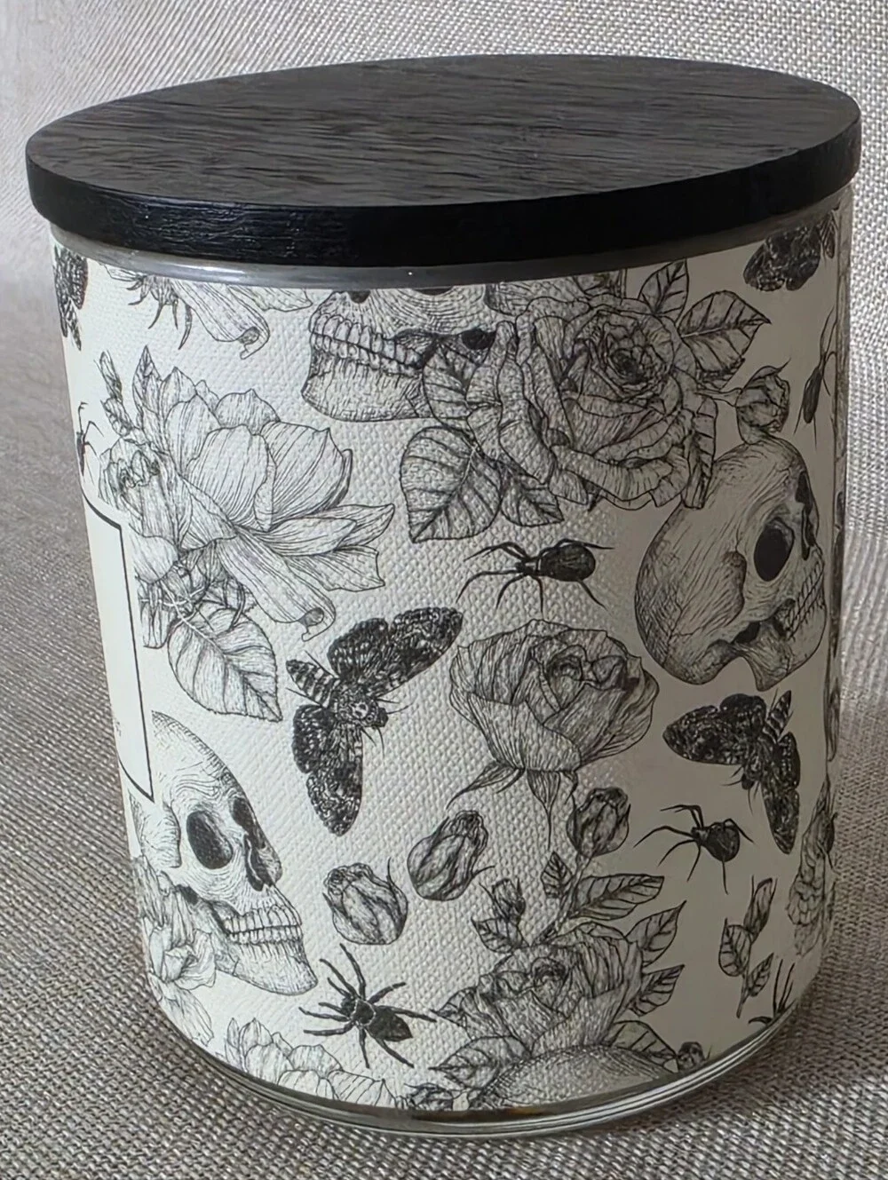 SAND + FOG Bonfire Cider Scented Candle - Black & White 10oz